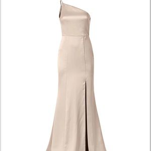 Amsale Kaia Bridesmaid Dress in Rose Quartz. Size 16